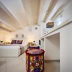 153 Principe Umberto Appartement *